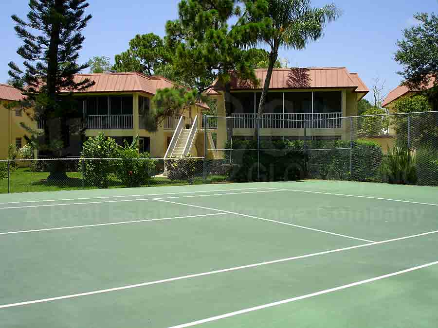 ROYAL BAY VILLAS Tennis Courts